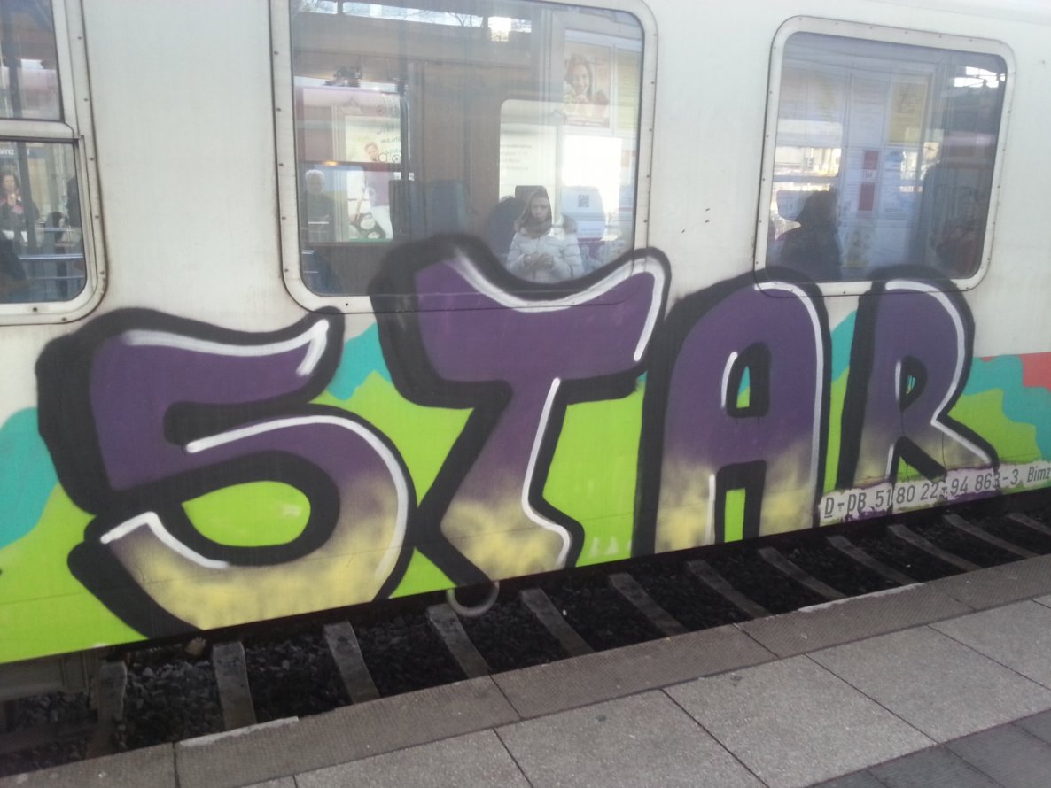 Graffiti Train in Mainz - Photo by Chintz - Mainz, Hbf (2015)