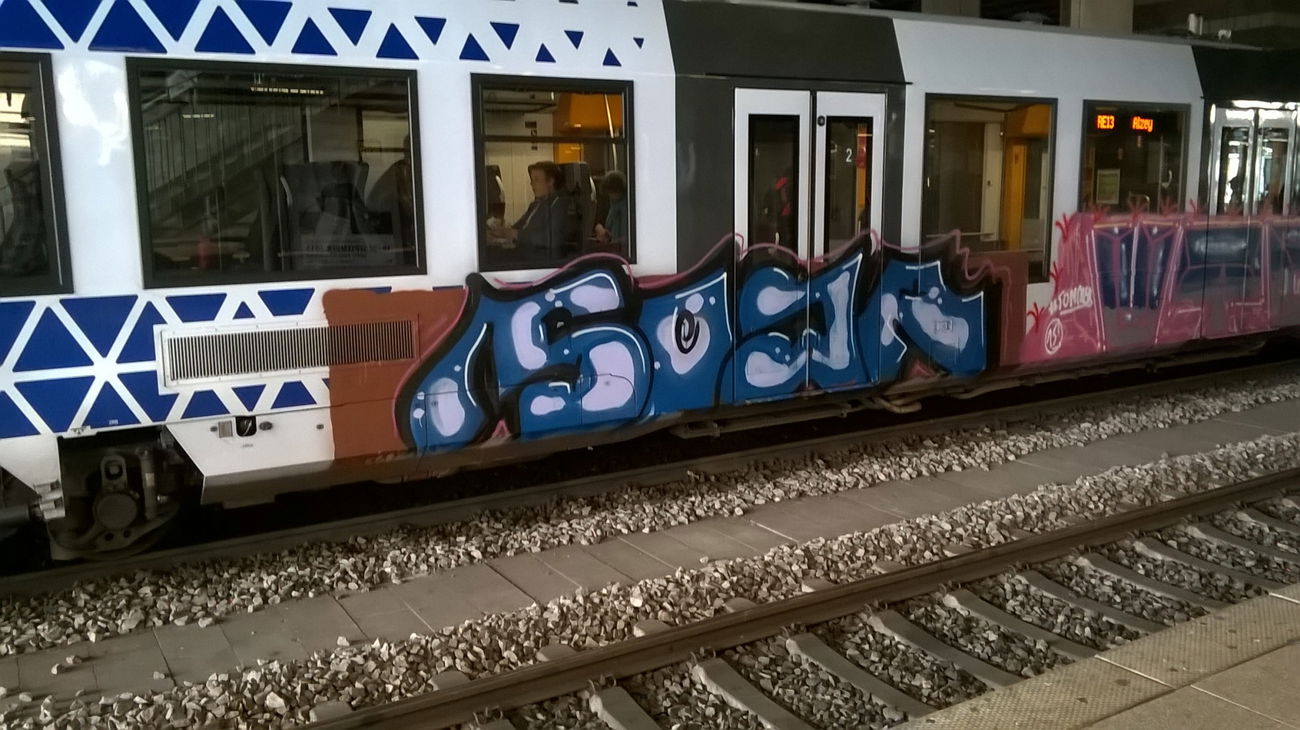 Graffiti Train in Mainz - Photo by Chintz (2015)