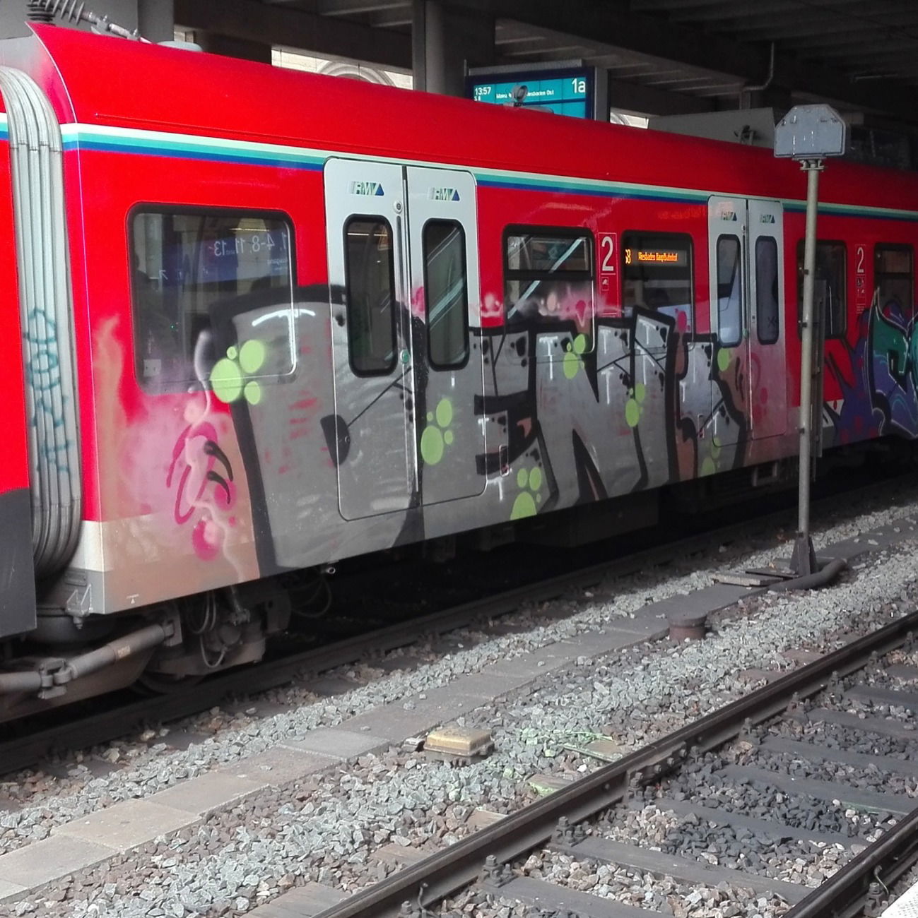 Graffiti Train in Mainz - Photo by Chintz (2016)