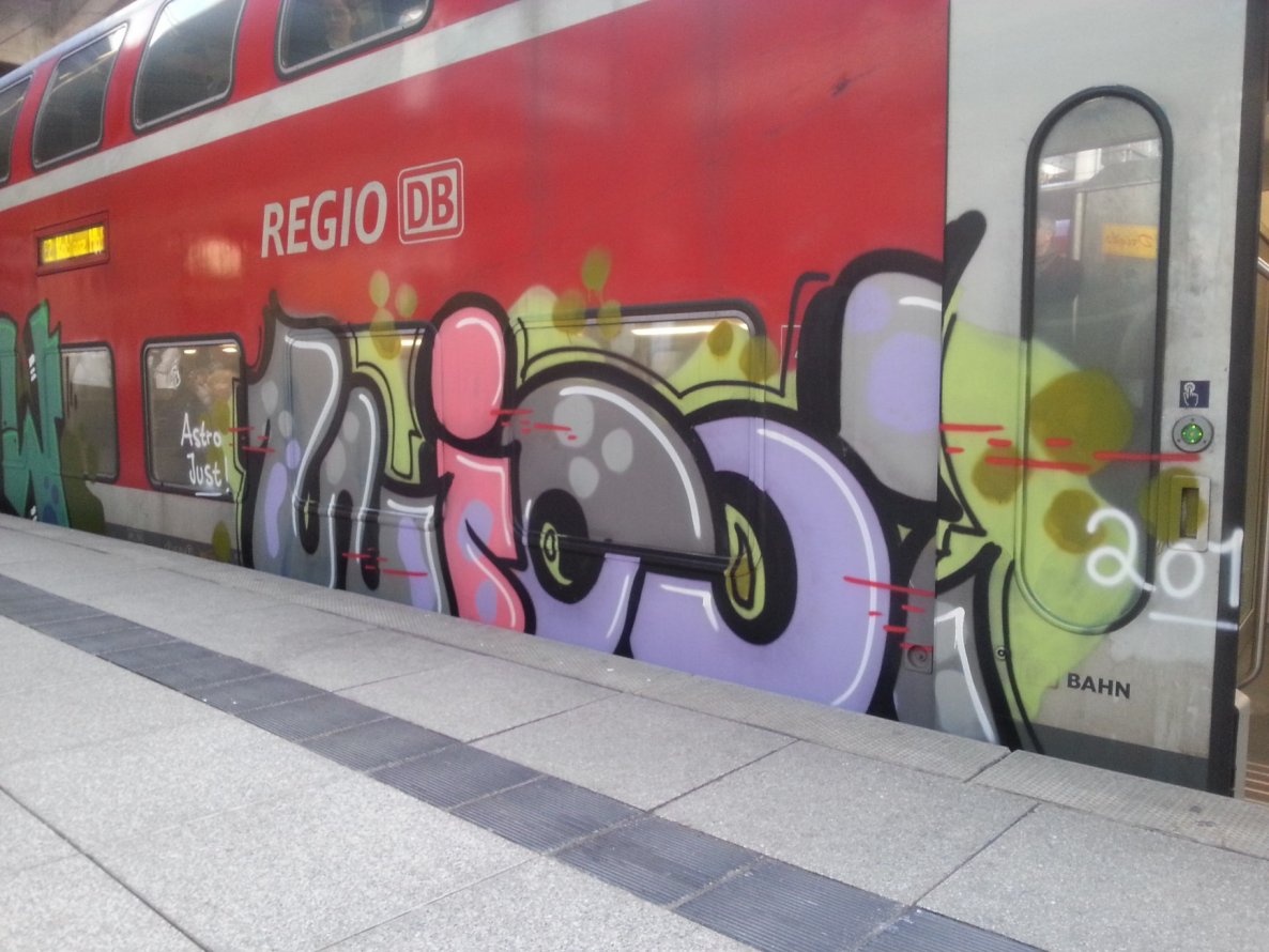 Graffiti Train in Mainz - Photo by Chintz - Mainz, Hbf, Frankfurt (2015)