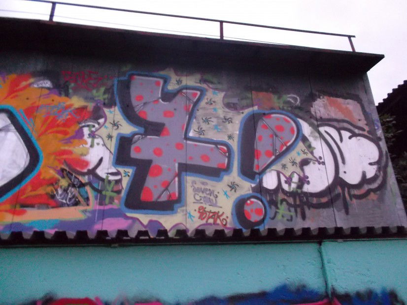 Graffiti Bombing in Moscow - Photo by Chotak - 7, crew, ????? (2013)