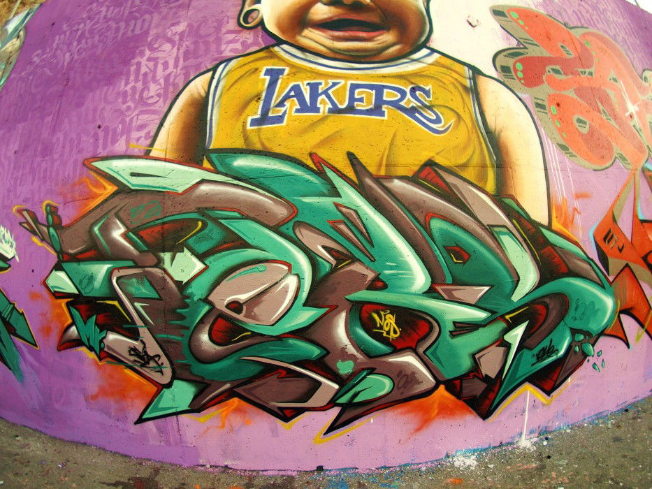 Graffiti Wall in Athens - Photo by Chris_Tebs