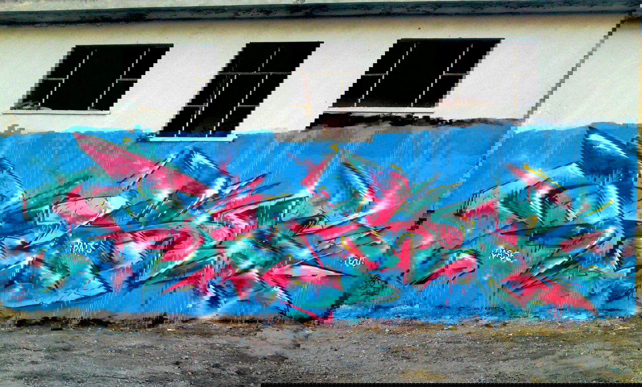 Graffiti Wall in Galatsi - Photo by Chris_Tebs - tebs (2013)