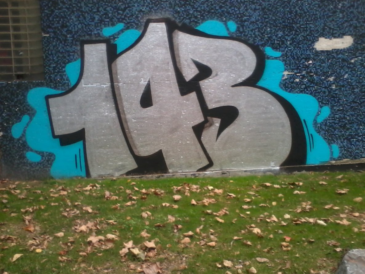 Graffiti Wall - Photo by ChromeSurge - 143, screw (2013)