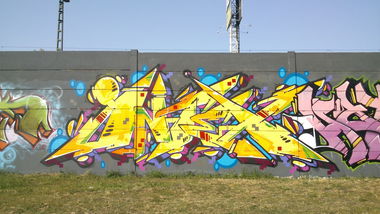Graffiti Wall in Budapest - Photo by Chromezone (2013)