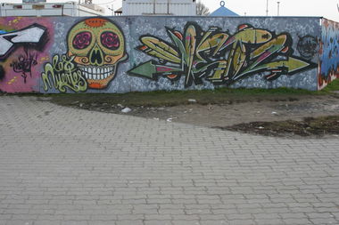 Graffiti Wall in Budapest - Photo by Chromezone (2011)