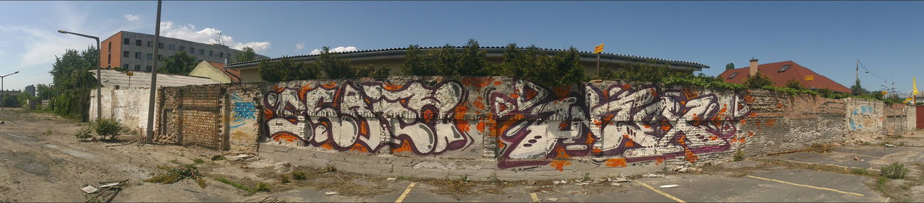 Graffiti Wall in Budapest - Photo by Chromezone (2013)