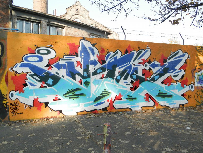 Graffiti Wall in Budapest - Photo by Chromezone (2013)