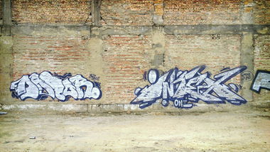 Graffiti Wall in Budapest - Photo by Chromezone (2013)