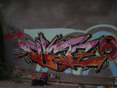 Graffiti Wall in Törökbálint - Photo by Chromezone (2011)