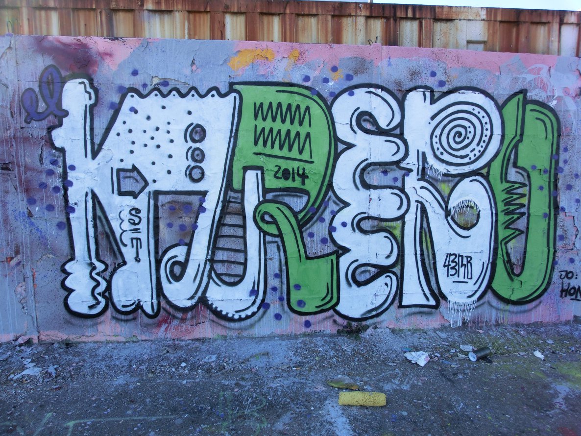 Graffiti Wall - Photo by Chvbaka (2014)