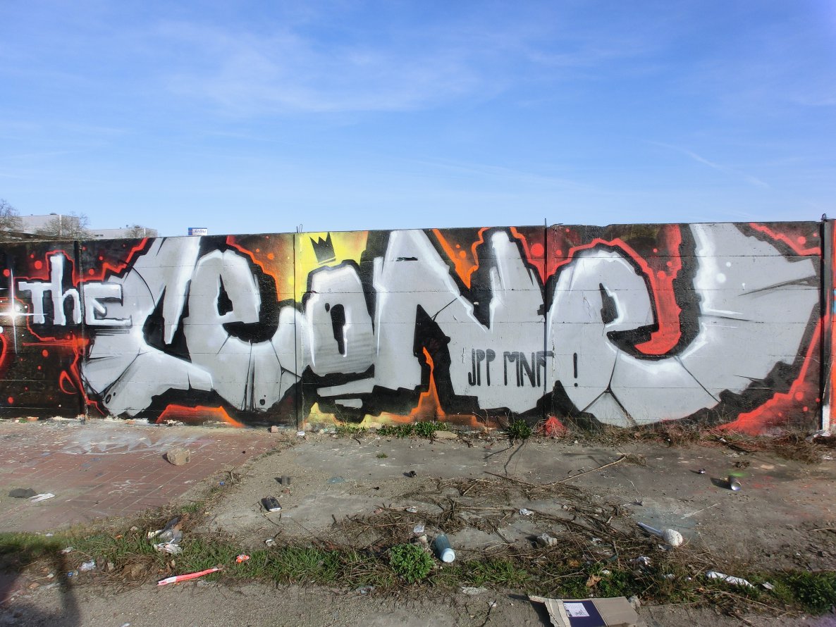 Graffiti Wall - Photo by Chvbaka (2014)