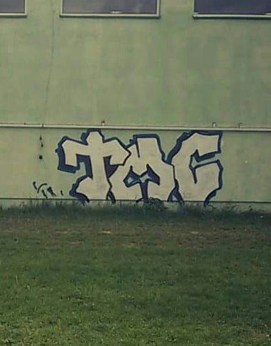 Graffiti Bombing in Kielce - Photo by CkEmode - modtmcthrowup (2015)