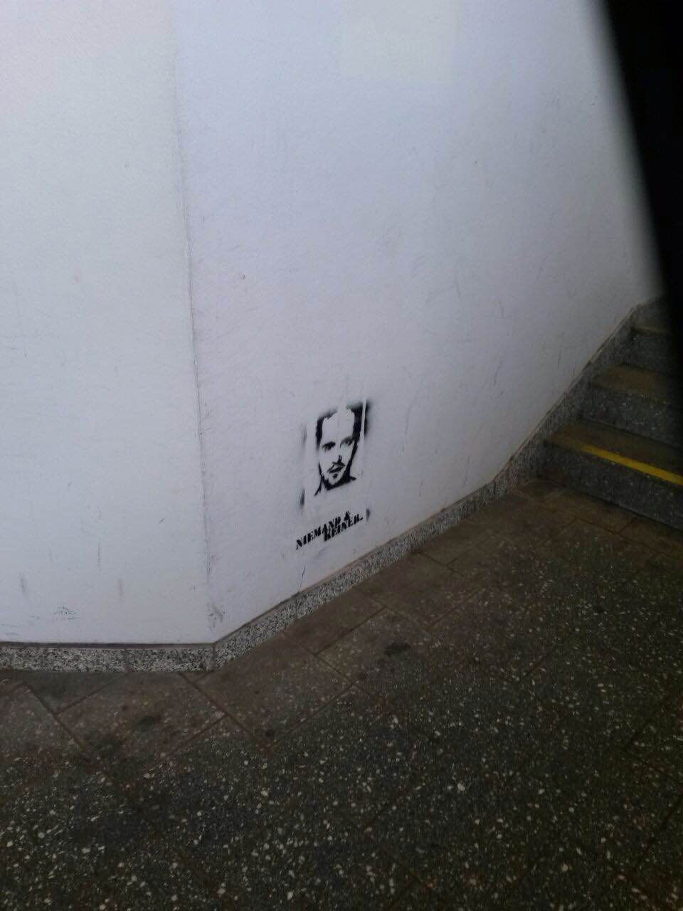 Graffiti Street Art in Karlsruhe - Photo by Cloudwalker (2015)