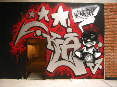 Graffiti Wall - Photo by Cluiv (2015)