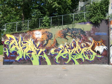Graffiti Wall in Kassel - Photo by Cockamring - poker, snare