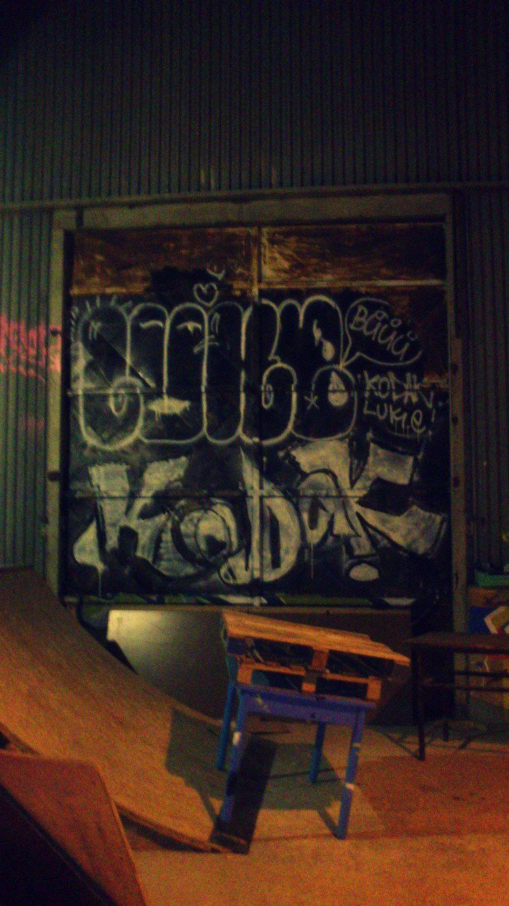 Graffiti Wall in Česko - Photo by Cohb - luke, kodak (2015)