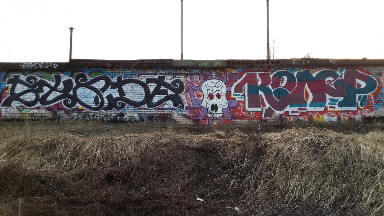 Graffiti Wall - Photo by Coler - stade, stader, wang (2014)