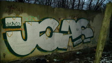 Graffiti Bombing - Photo by Coler - ucas, crew, koler (2014)