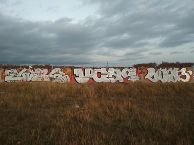 Graffiti Wall - Photo by Coler - ucas, ucascrew, bars (2018)
