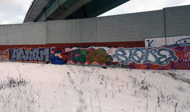 Graffiti Wall - Photo by Coler - genom, nbr, wang