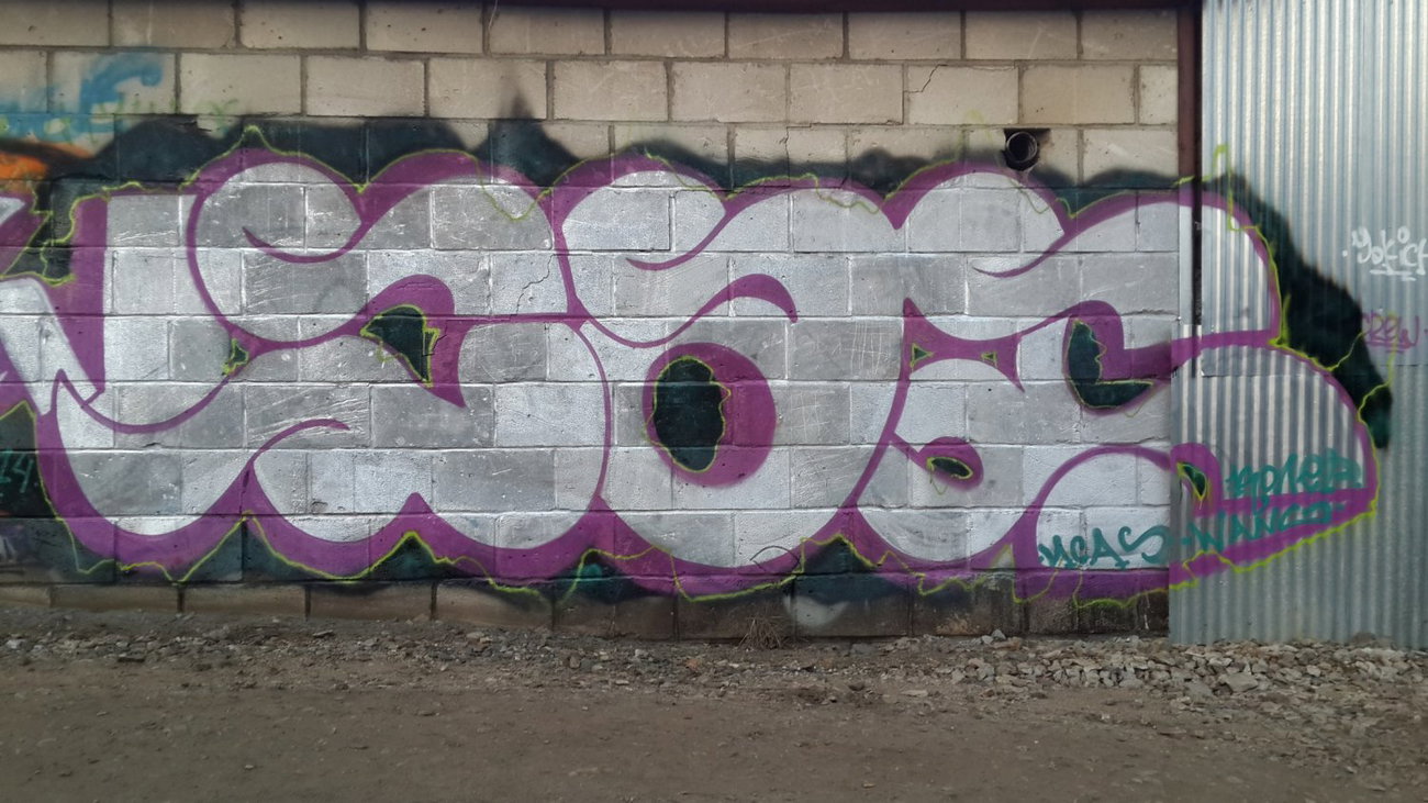 Graffiti Wall - Photo by Coler - UCAS, CREW, ????? (2014)