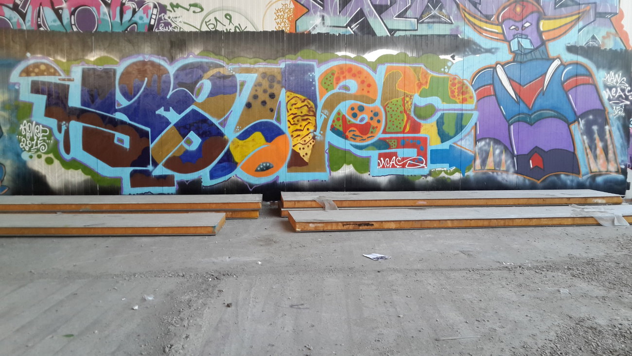 Graffiti Wall - Photo by Coler - koler, coler, колер (2015)