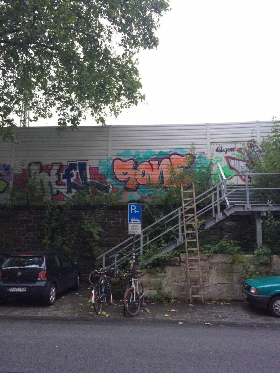 Graffiti Wall in Köln - Photo by Colonia96 - SONE, DFV, KÖLN