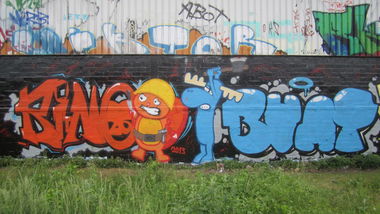 Graffiti Wall - Photo by ColorRangers - Rino, Rino26, Bunt (2013)