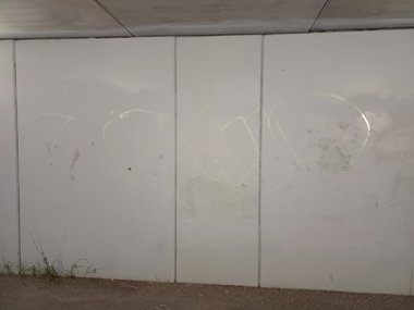 Graffiti Bombing in Ange plats - Photo by Coolakillen