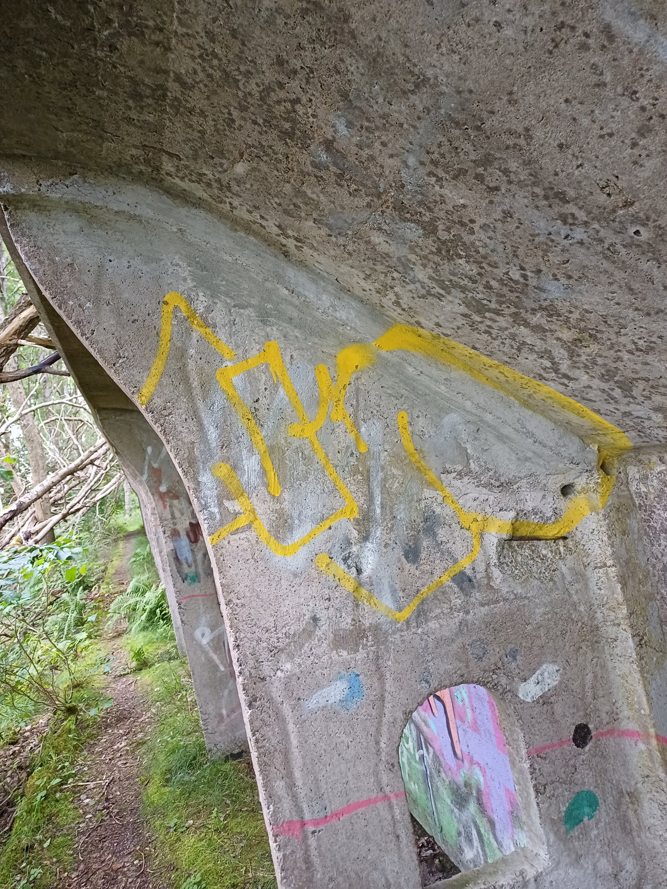 Graffiti Bombing in Ange plats - Photo by Coolakillen