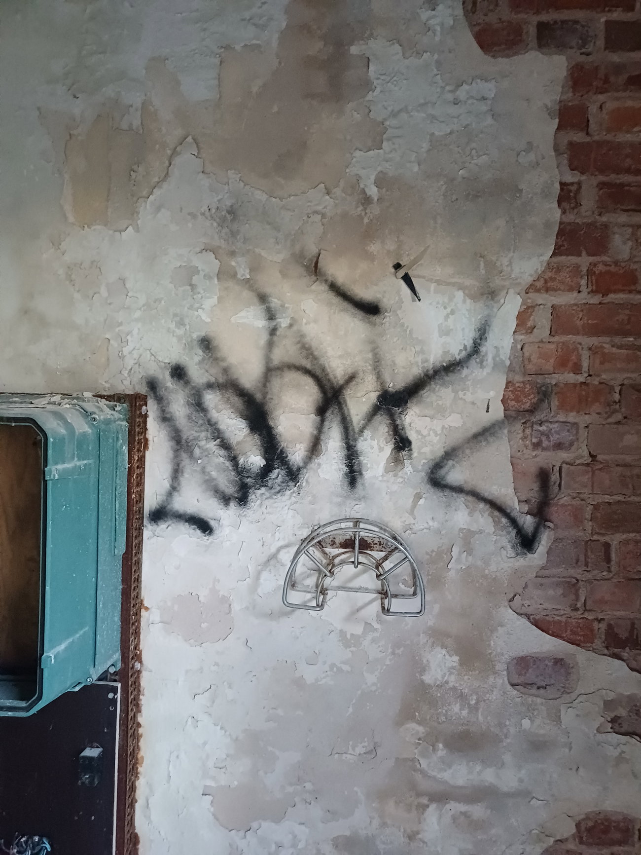 Graffiti Bombing in Ange plats - Photo by Coolakillen