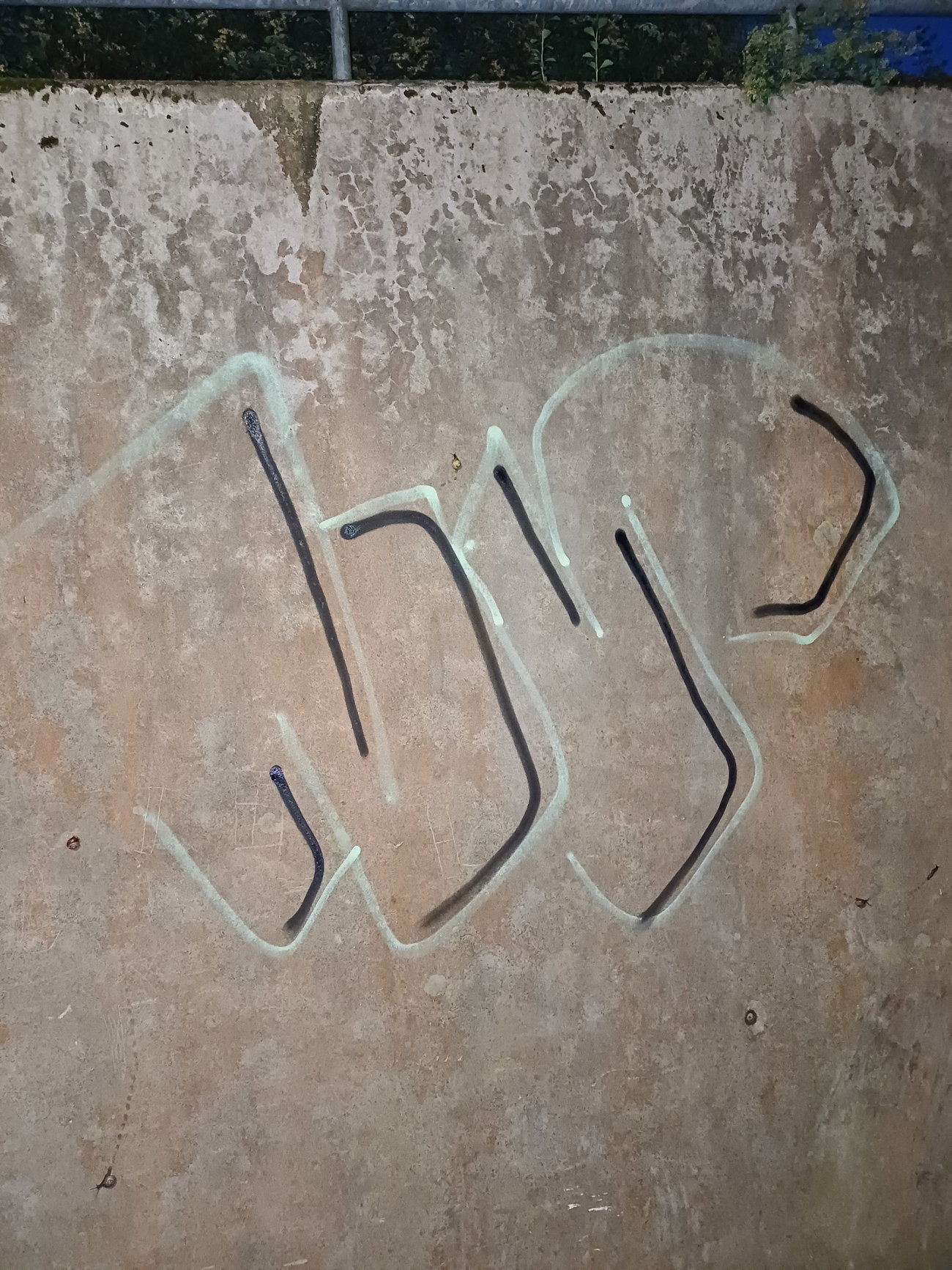 Graffiti Bombing in Ange plats - Photo by Coolakillen