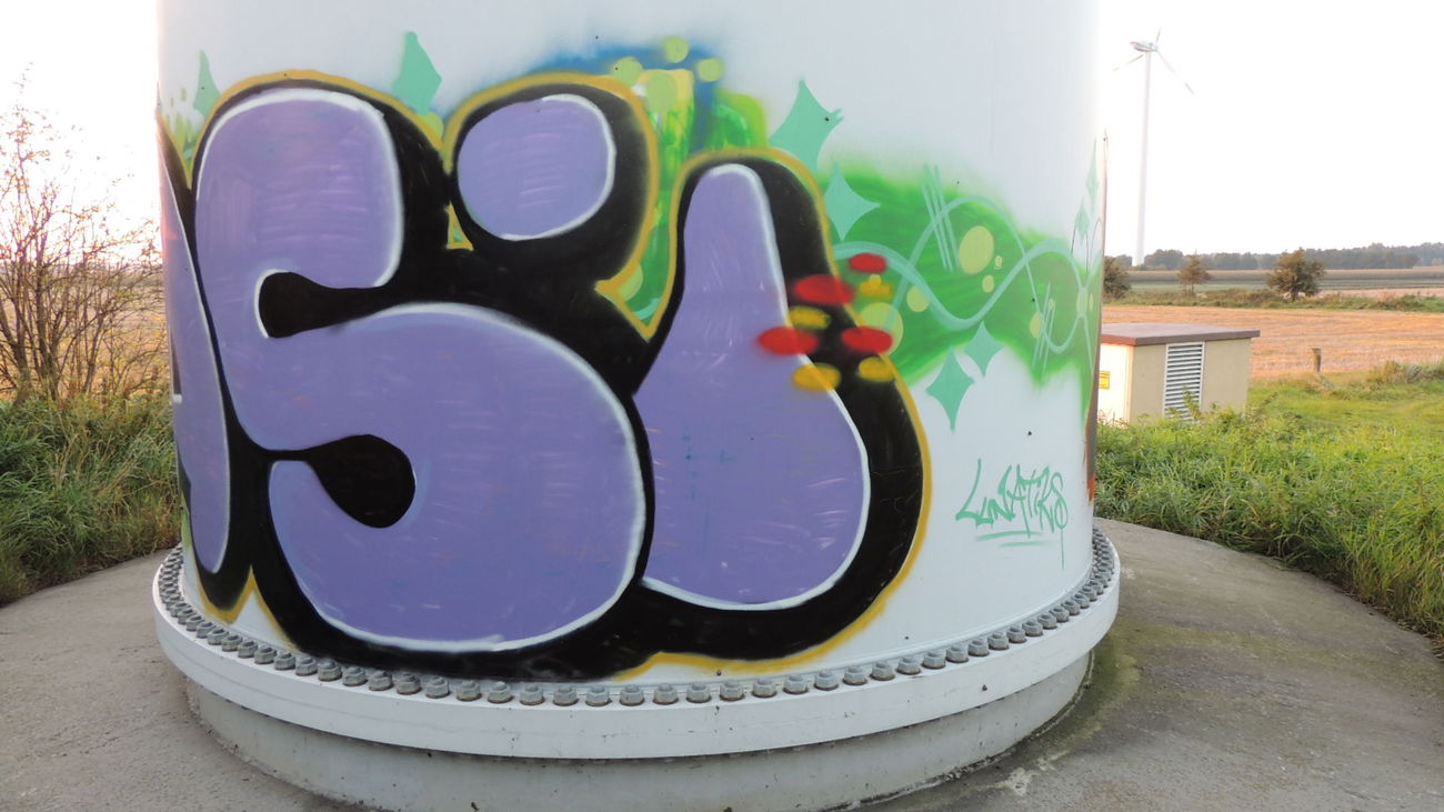 Graffiti Artwork - Photo by Coolpix510 - Unfertig