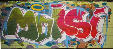 Graffiti Wall - Photo by Coolpix510 - MitMote1