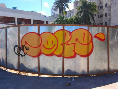 Graffiti Bombing in Salvador - Photo by Core - Core, Corexplosion