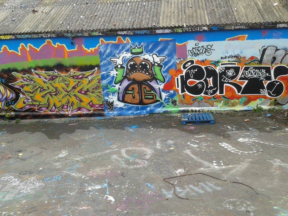 Graffiti Wall - Photo by Cort1