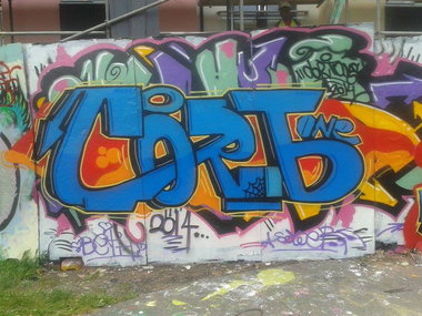 Graffiti Wall - Photo by Cort1