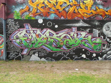 Graffiti Wall - Photo by CosmicSven - mosak, shb, ebs (2015)