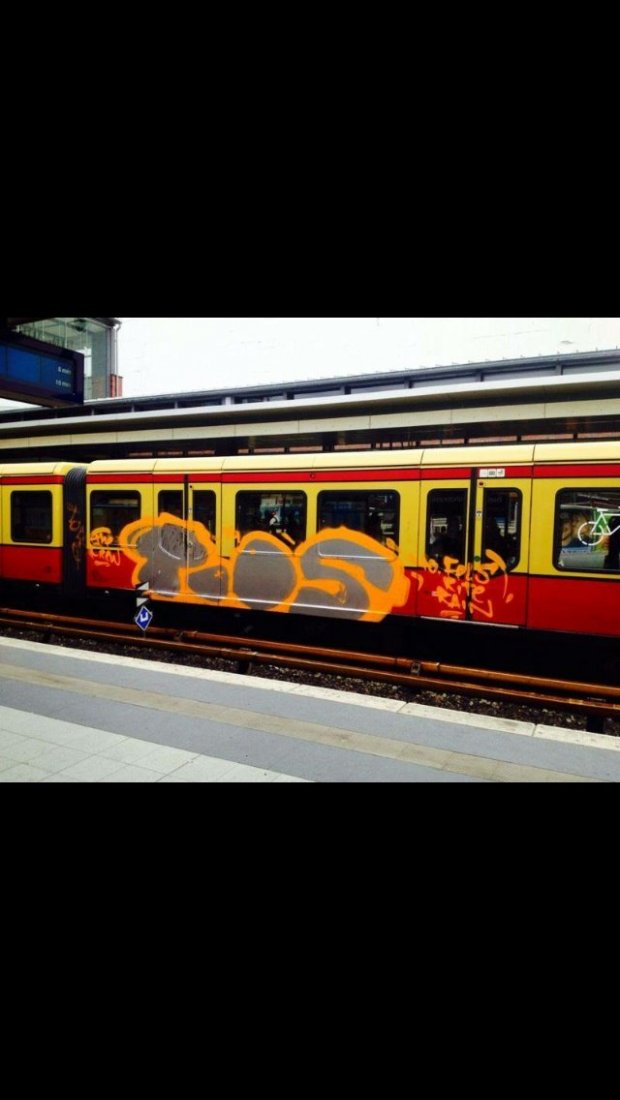 Graffiti Train - Photo by CrackKlaus18 - Tods