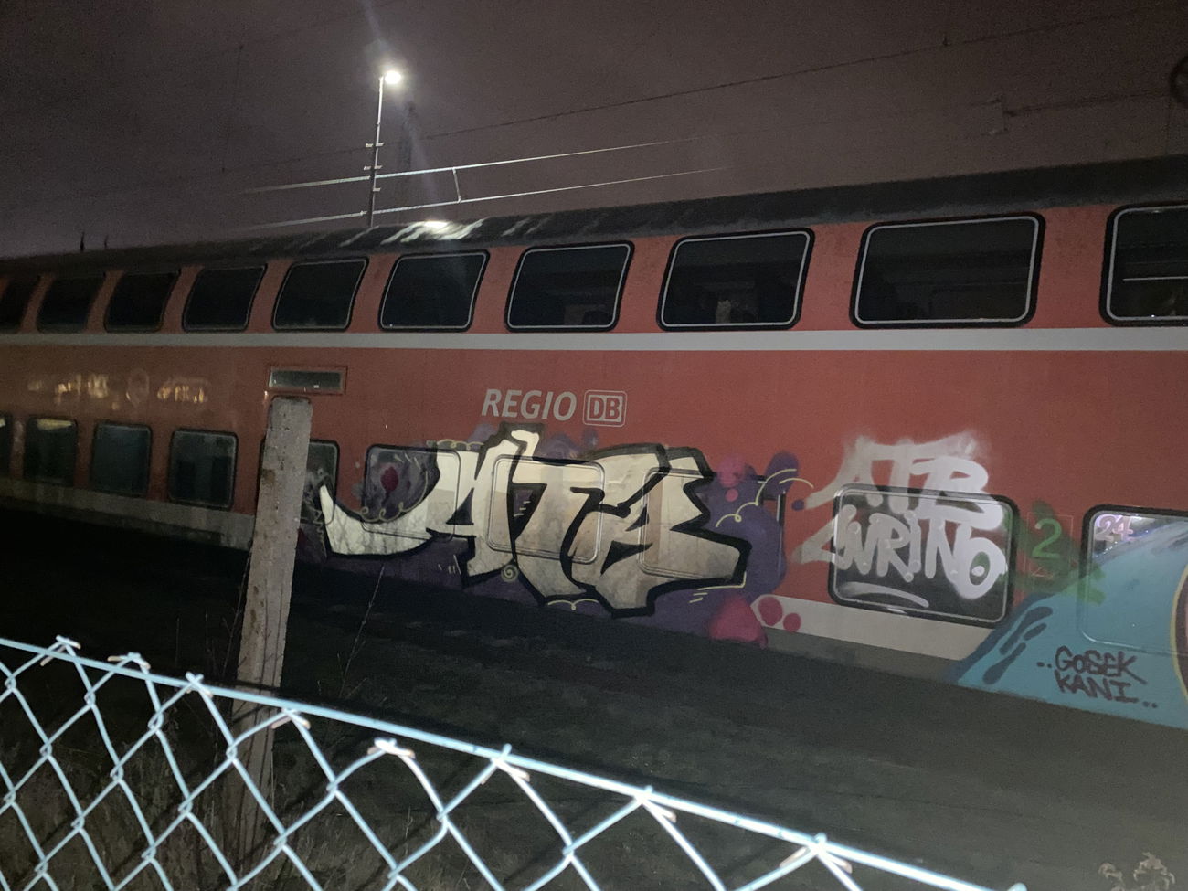 Graffiti Train - Photo by CrackKlaus18 - Atb