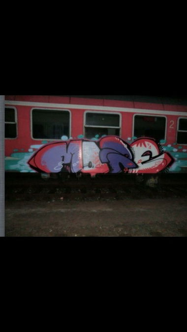 Graffiti Train - Photo by CrackKlaus18 - More