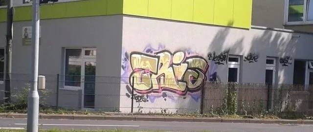 Graffiti Wall - Photo by CrackKlaus18 - Tria, Cair