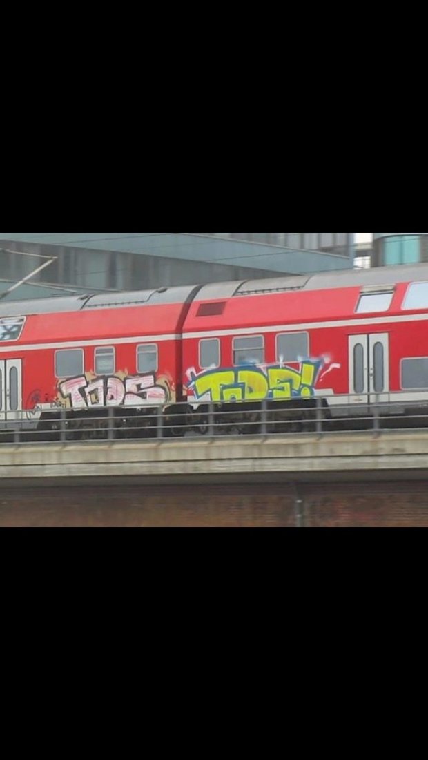 Graffiti Train - Photo by CrackKlaus18 - Cair, chips, tods