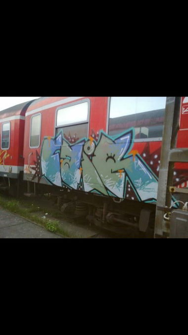 Graffiti Train - Photo by CrackKlaus18 - Cair