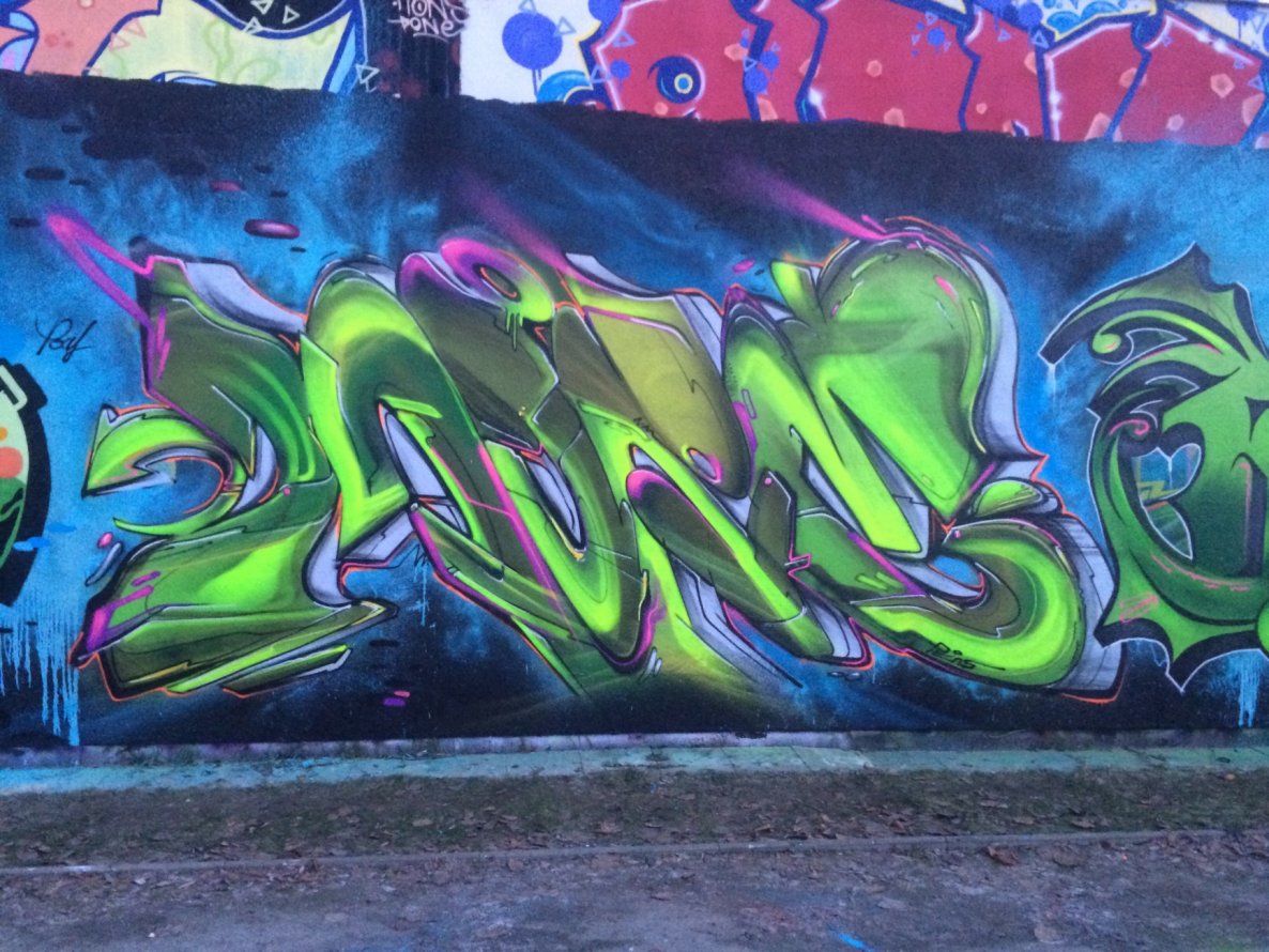 Graffiti Wall - Photo by CrackKlaus18 - More, 18, nsw