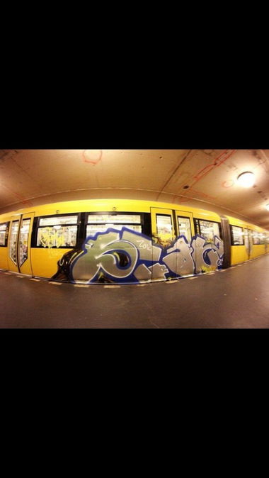 Graffiti Train - Photo by CrackKlaus18 - Fuak