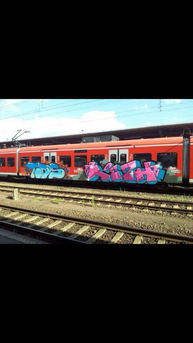 Graffiti Wall - Photo by CrackKlaus18 - Tods, kesh