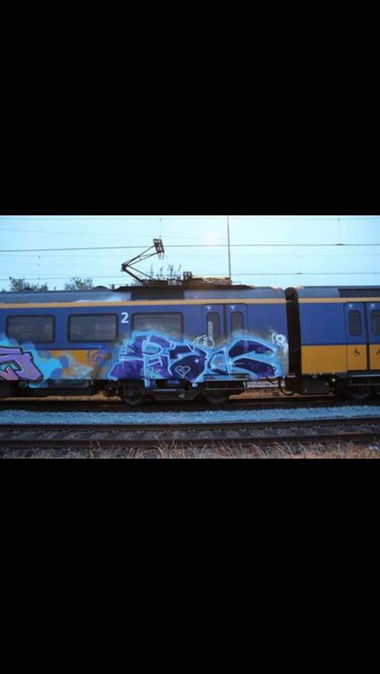 Graffiti Train - Photo by CrackKlaus18 - Fuak