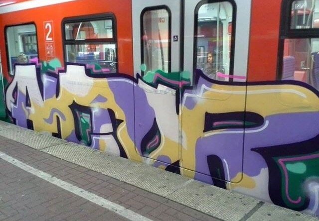 Graffiti Train - Photo by CrackKlaus18 - Aktor, plb, Cops